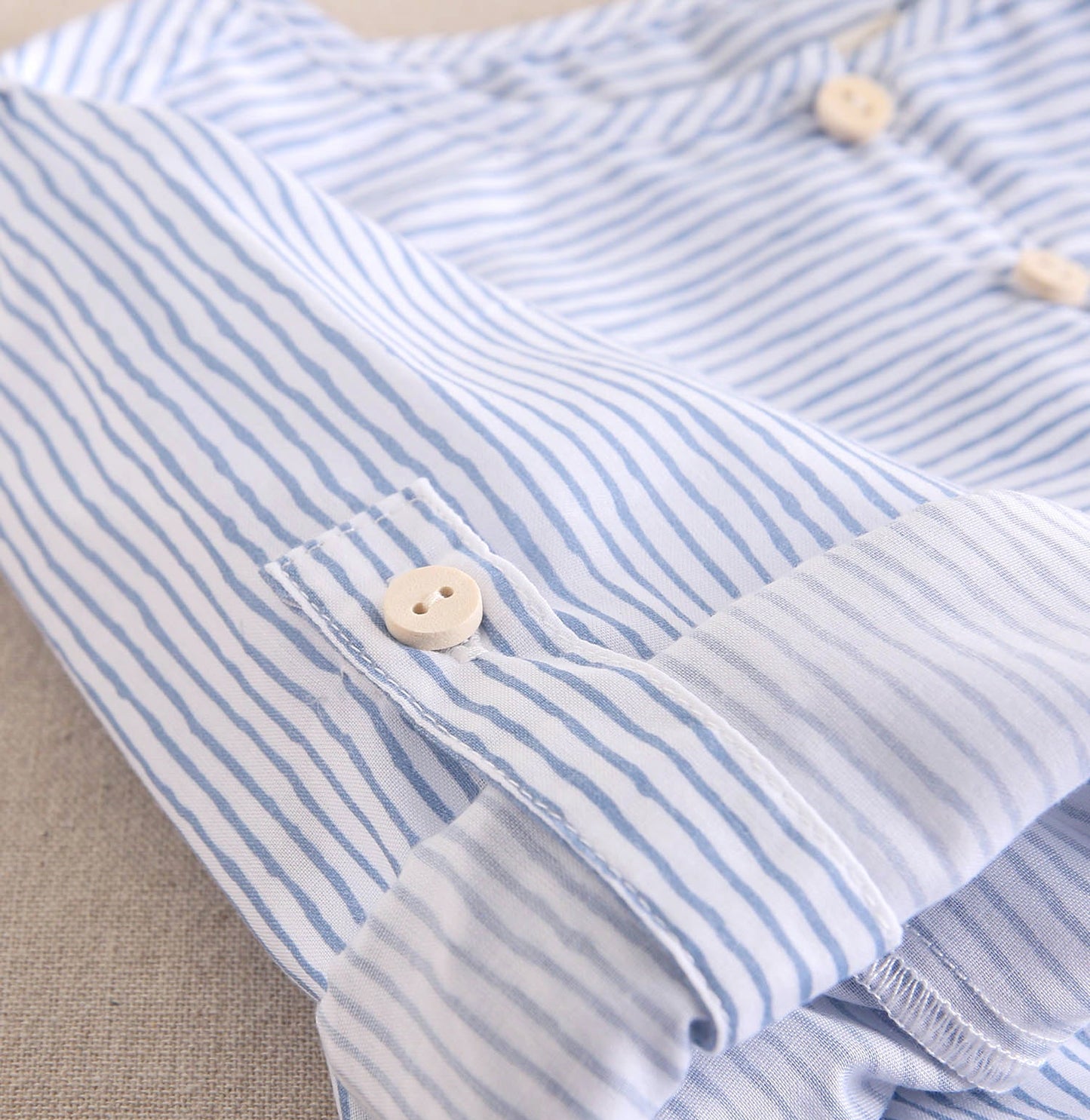 CAMISA CELESTE RAYAS