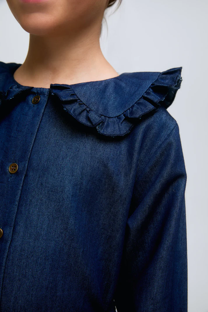 CAMISA DENIM CUELLO VOLANTE