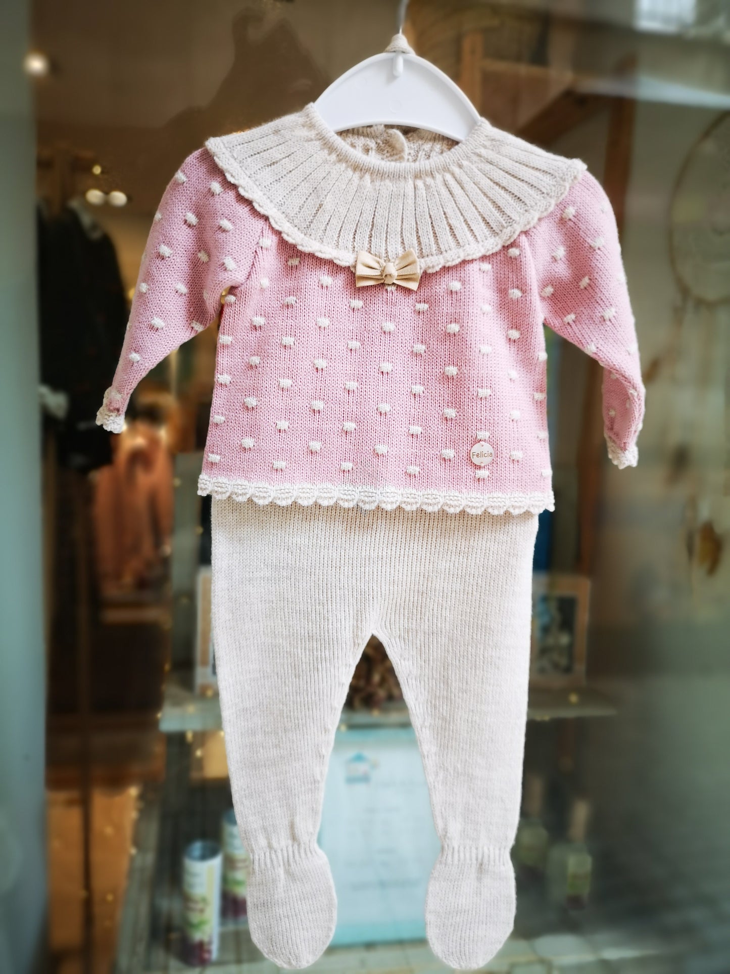 CONJUNTO JUBÓN ROSA TOPOS