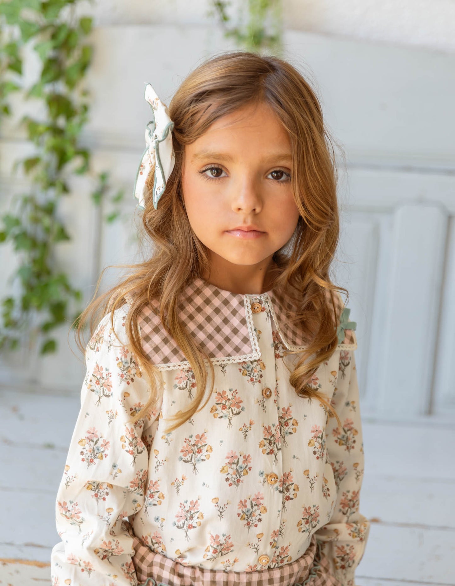 CAMISA CUELLO TAUPE