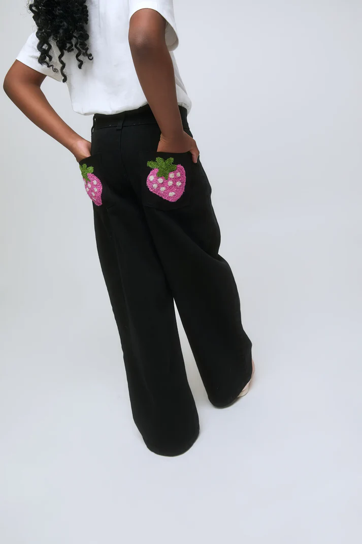PANTALÓN FRESA NEGRO